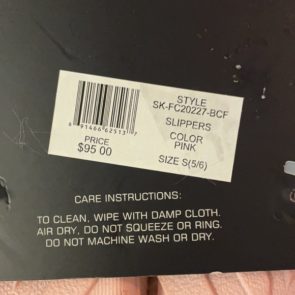 NWT French Connection Slippers - Picture 5 of 9